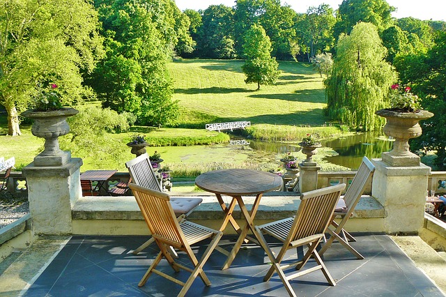 Tips for a Smooth Move of your Garden Furniture